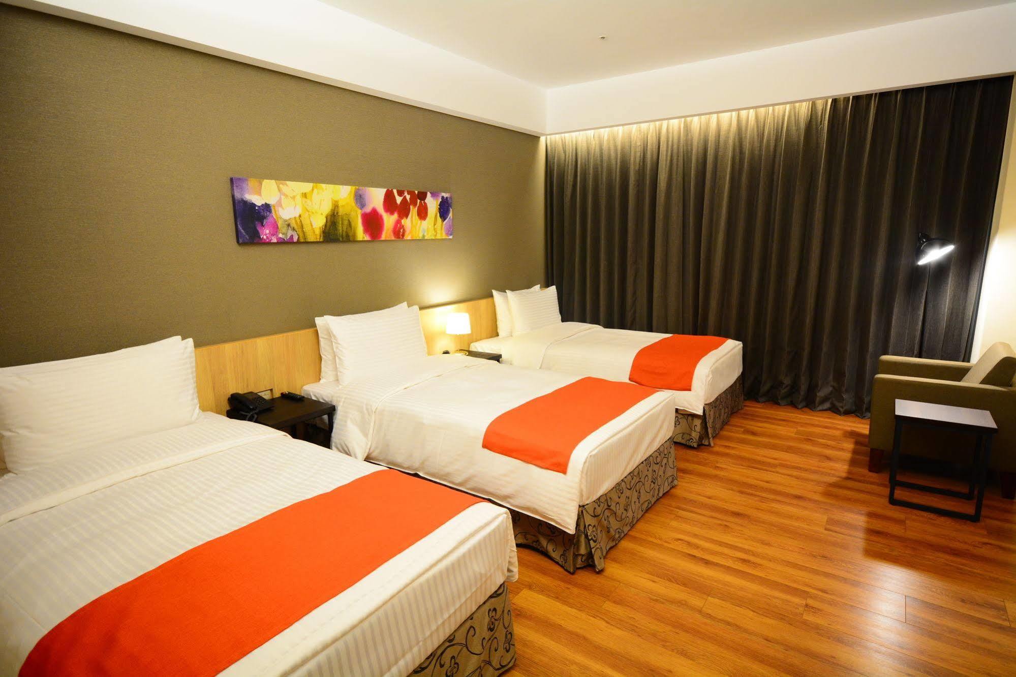 Hoya Resort Hotel Kaohsziung Kültér fotó
